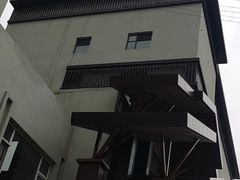 -尚源温泉水汇