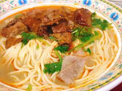 -金杨拉面王小吃面馆·牛三宝面·红烧牛肉粉