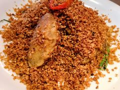 避风塘鸡翅-香港财记(汇励99城市公园店)