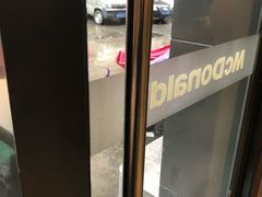 -麦当劳(新华路步步高店)