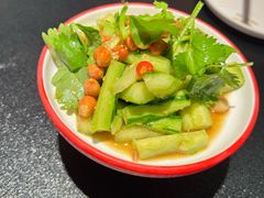 -辣尚瘾·烤鱼·新川菜(牡丹园直营店)
