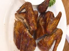 脆皮烧乳鸽-富豪酒家(正大广场店)
