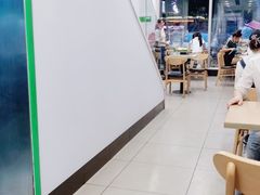 用餐区-老乡鸡(滨湖假日店)