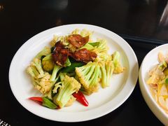 -国际艺苑大酒店·京华楼中餐厅