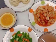 -懒熊月嫂(张家港店)