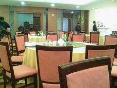 -杭州海华满陇度假酒店