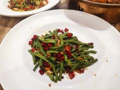 -香山湖家家宴(中山陵店)