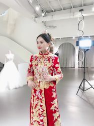 -艾米丽婚纱礼服