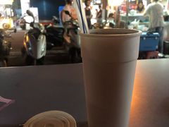 -六合夜市