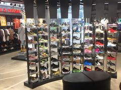 -李宁(大宁国际旗舰店)