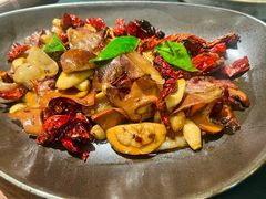 -Ameigo梅果·云贵川bistro(长宁来福士店)