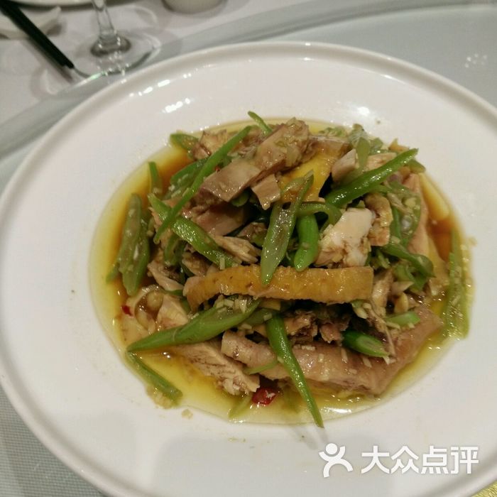 雨春谷中餐館