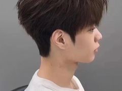 -鸿通城购物中心