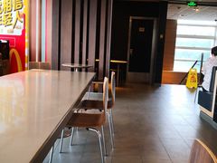 -麦当劳(红旗路店)