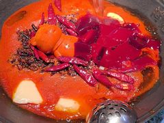 -鸿姐老火锅(静安店)