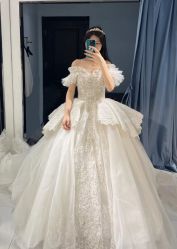 -GRACE KELLY婚纱与礼服(北京店)