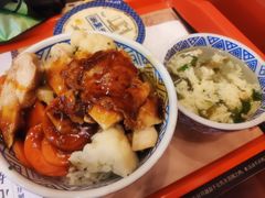 照烧鸡排饭沙拉套-吉野家(黑牛城道店)