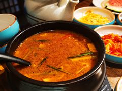 -明洞阿姨·韩式酱蟹烤肉·创意料理(三元桥店)