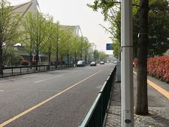 -东浩兰生上海世博展览馆