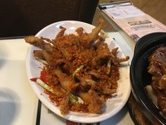 -新大咀港式茶餐厅(宝山万达店)