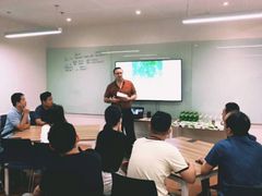 -EF英孚教育成人英语(伊势丹滨海店)