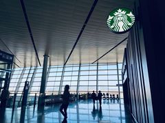 -星巴克(昆明机场III店)