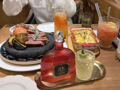 -秘密旅行Bonjour(黑金冠 江南西店)