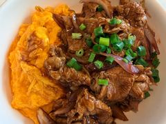 肥牛滑蛋饭-翠华餐厅(百老汇店)