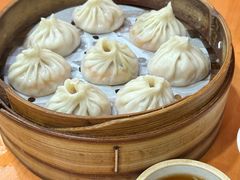 -莱莱小笼·乔艾