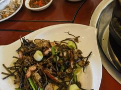 -鲁朗纳麦石锅鸡庄园