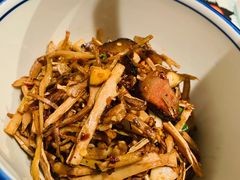 腊肉炒笋-小隐人家(乐松店)