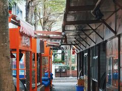 -三亚火车头万人海鲜广场