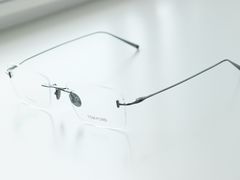-目艮眼镜SHOWROOM(品牌集合店)
