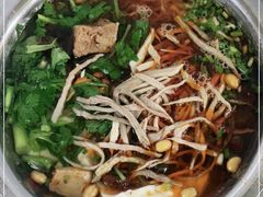 -老五鸡丝豆花面粉(瑞金北路68号院店)