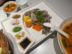 -清真·卡德尔大叔新疆主题餐厅(龙汇路店)