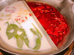 -湊湊火锅·茶憩(打浦桥日月光店)