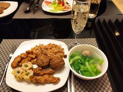 -上海漕河泾万丽酒店