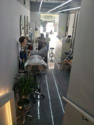 -茶发Salon·烫发染发理发