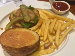 -1886德国汽车餐厅(外滩十六铺码头店)