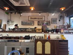 -阿山卓·野生菌火锅·纳西火塘烤肉