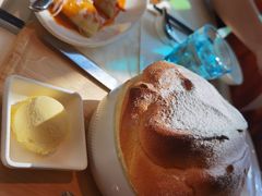 -港丽餐厅(高德置地店)