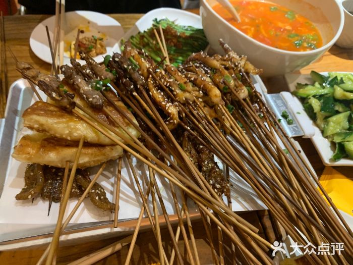 木屋烧烤(西南角店)图片