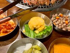 小菜碳生菜无限量-·缸桶屋·韩式牛肋条自助烤肉(西湖D11店)