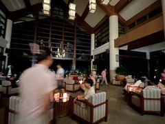 -亚龙湾喜来登·美景台大堂吧
