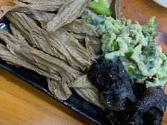 凉菜-正宗开封黄家灌汤小笼包子