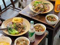 -方铲铲·成都板凳面(滨江银泰店)