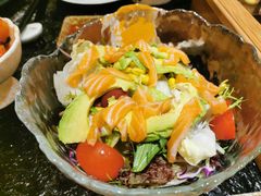 三文鱼牛油果沙拉-肉匠日式烧肉屋·和牛居酒屋·酒水小食堂(大汉悦中心店)