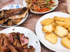 -蓝精灵饺子店