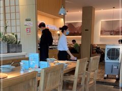 -蜜桃餐厅·伴山(湖滨商业街店)