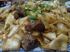 -壹阁胡羊焖饼(特色小吃街店)